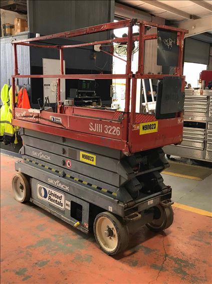 2015 Skyjack SJIII3226 Scissor Lift