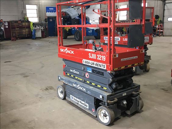2014 Skyjack SJIII3219 Scissor Lift