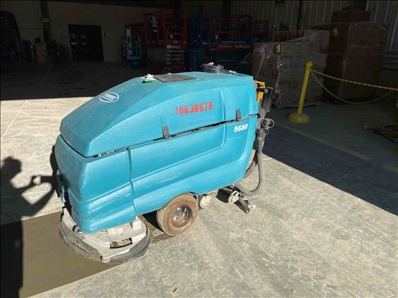 2017 Tennant 5680