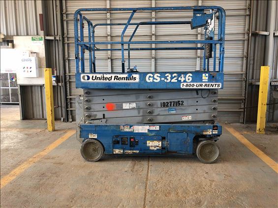 2014 Genie GS-3246 Scissor Lift