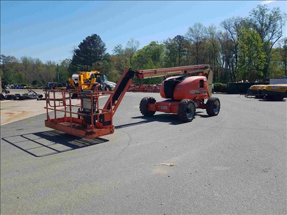 2012 JLG 600AJ