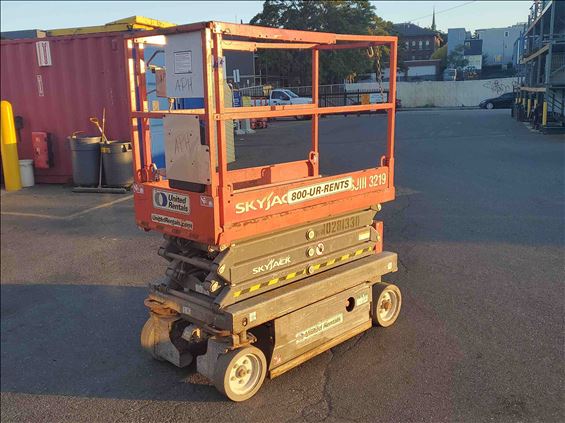 2014 Skyjack SJIII3219 Scissor Lift