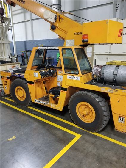 2008 Broderson IC-80-3G Crane