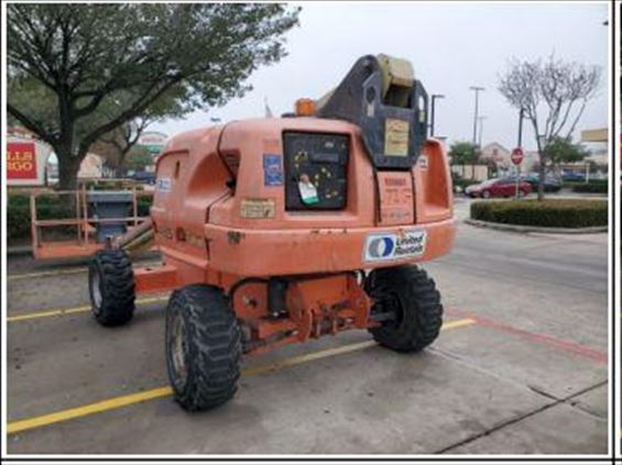 2012 JLG 400S Boom Lift