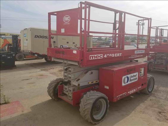 2014 MEC 4069ERT Scissor Lift