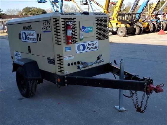 2014 Doosan P425/HP375WCUT4 Air Compressor