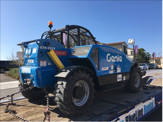 2017 Genie GTH-5519 Forklift