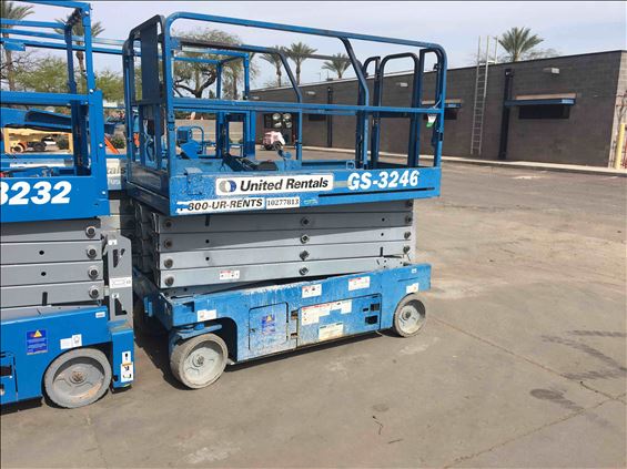 2014 Genie GS-3246 Scissor Lift