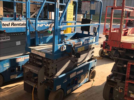 2015 Genie GS-1930 Scissor Lift