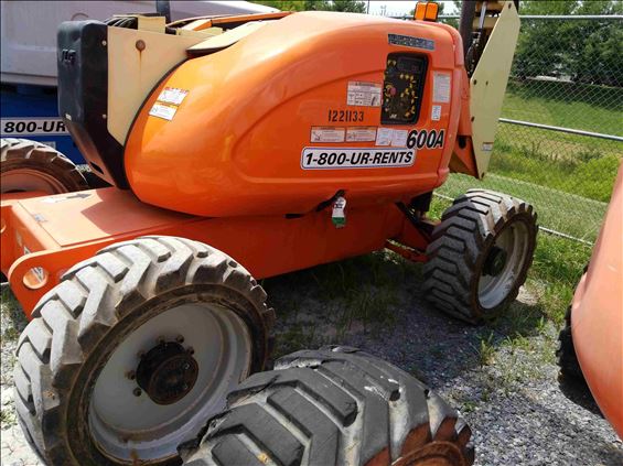 2011 JLG 600A Boom Lift