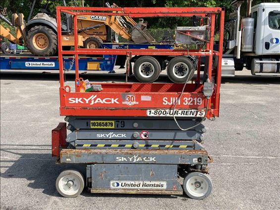 2015 Skyjack SJIII3219 Scissor Lift