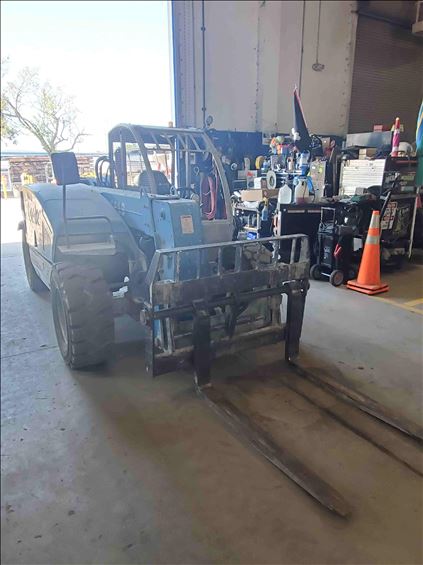2014 Genie GTH-5519 Rough Terrain Forklift