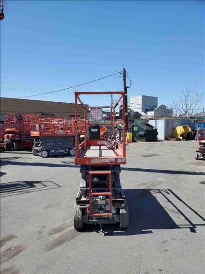 2015 Skyjack SJIII3226 Scissor Lift