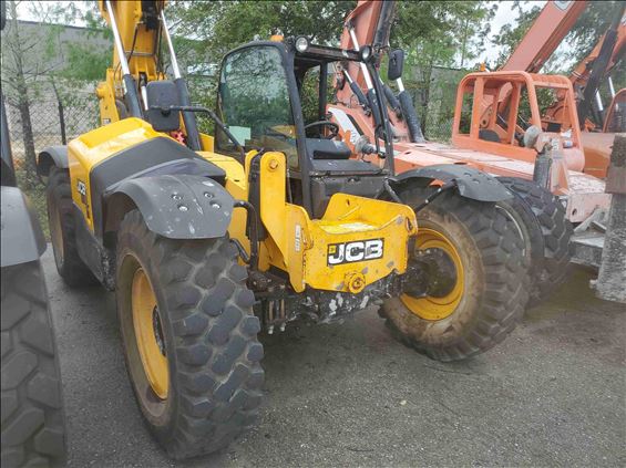2014 JCB 507-42 Rough Terrain Forklift