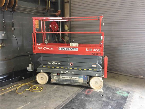 2015 Skyjack SJIII3226 Scissor Lift