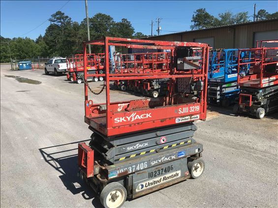 2014 Skyjack SJIII3219 Scissor Lift