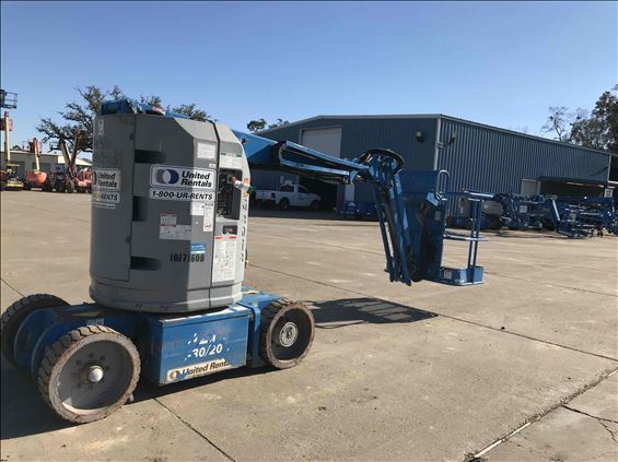 2013 Genie Z-30/20N RJ Boom Lift