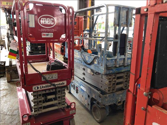 2014 Genie GS-1930 Scissor Lift