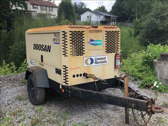 2014 Doosan P425/HP375WCUT4 Air Compressor