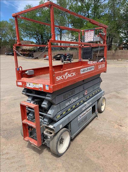 2014 Skyjack SJIII3226 Scissor Lift