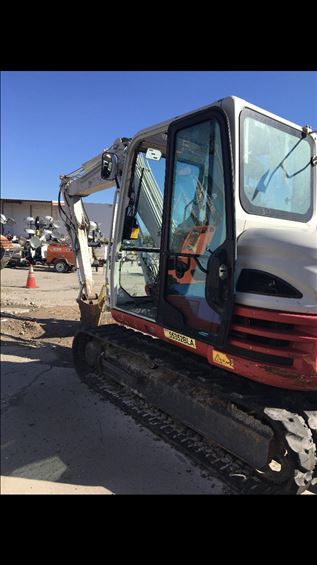2017 Takeuchi TB290CR Mini-Excavator