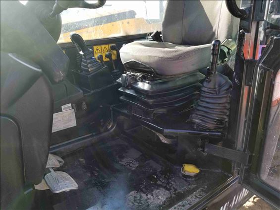 2015 JCB 510-56 S Rough Terrain Forklift