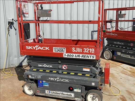 2015 Skyjack SJIII3219 Scissor Lift