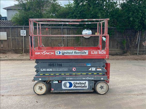2013 Skyjack SJIII4626 Scissor Lift