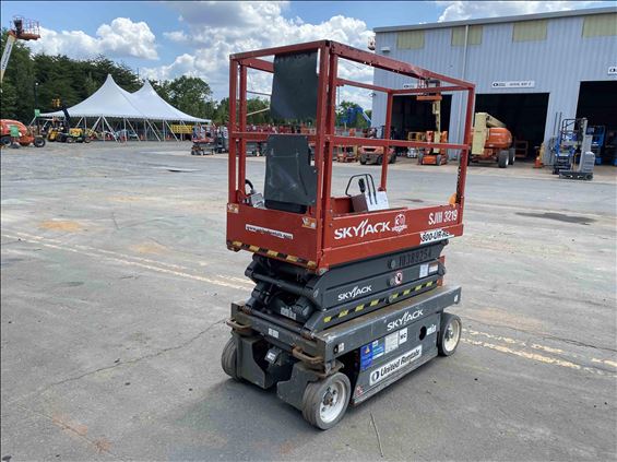2015 Skyjack SJIII3219 Scissor Lift