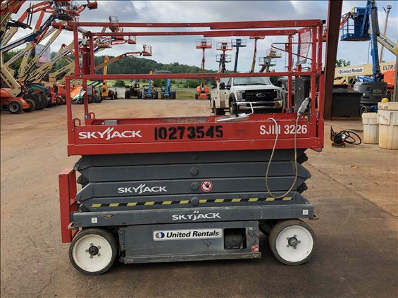2014 Skyjack SJIII3226 Scissor Lift