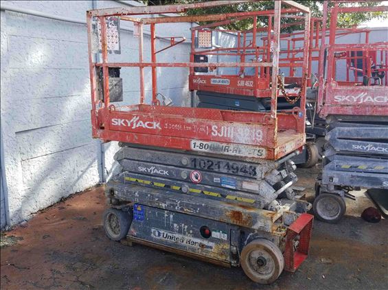 2014 Skyjack SJIII3219 Scissor Lift