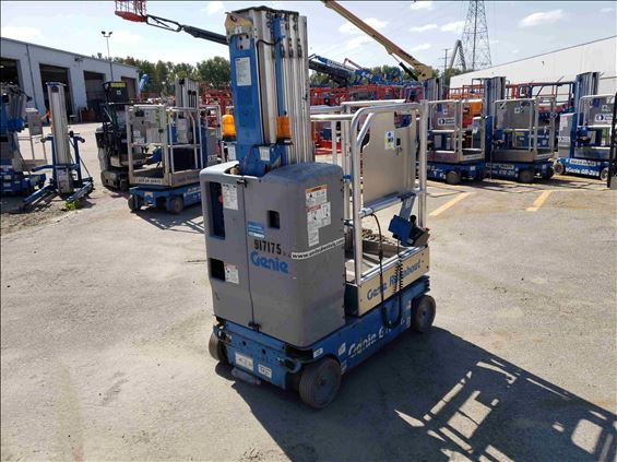 2012 Genie GR-20-EXT Scissor Lift
