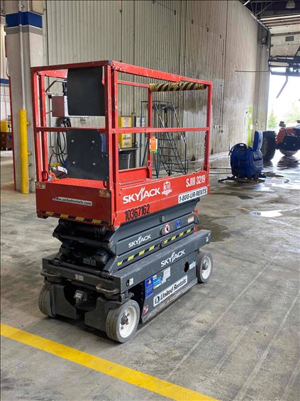 2015 Skyjack SJIII3219 Scissor Lift