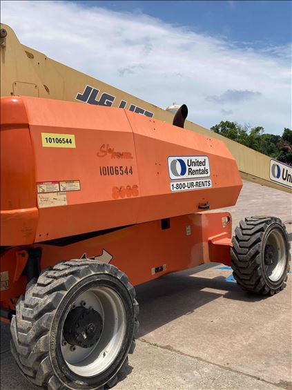 2012 JLG 800S Boom Lift