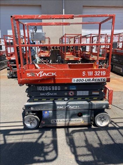 2014 Skyjack SJIII3219 Scissor Lift