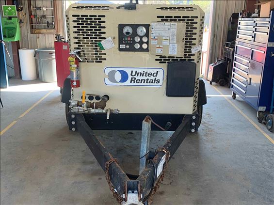 2014 Doosan P425/HP375WCUT4 Air Compressor