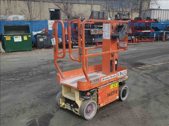 2010 JLG 1230ES Scissor Lift
