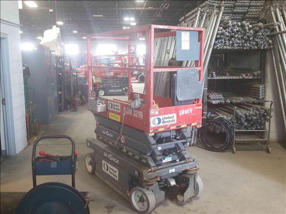 2015 Skyjack SJIII3219 Scissor Lift