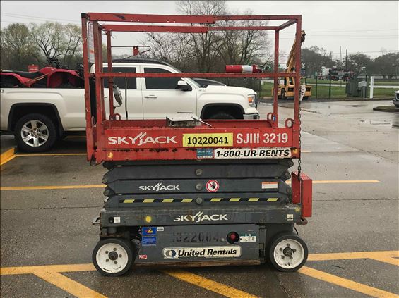 2014 Skyjack SJIII3219 Scissor Lift