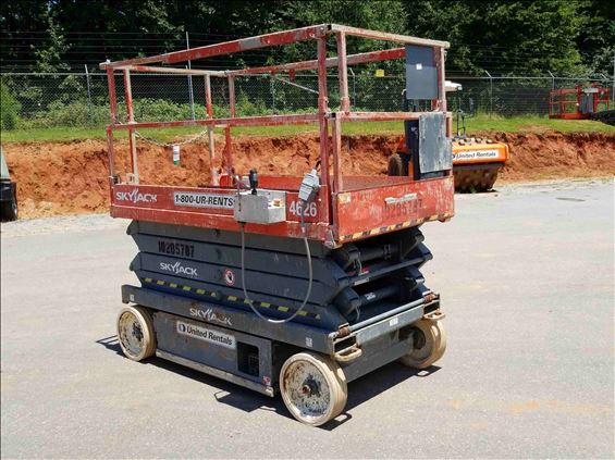 2014 Skyjack SJIII4626 Scissor Lift