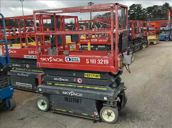 2014 Skyjack SJIII3219 Scissor Lift