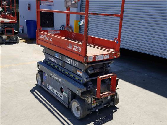 2014 Skyjack SJIII3219 Scissor Lift