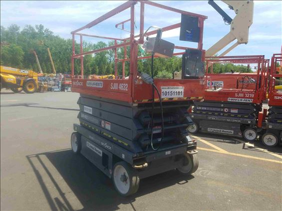 2013 Skyjack SJIII4632 Scissor Lift