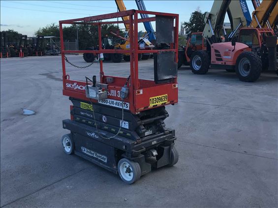 2014 Skyjack SJIII3219 Scissor Lift