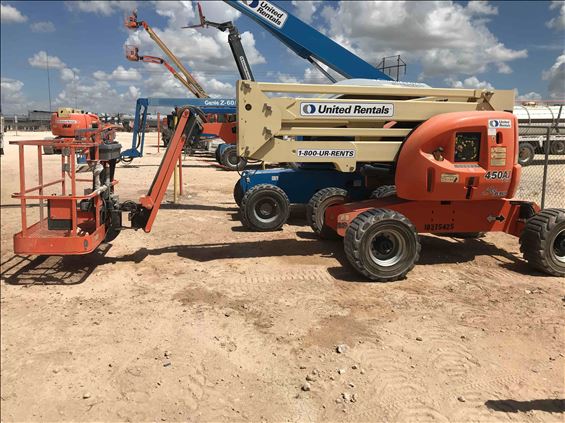 2014 JLG 450AJ Articulating Boom Lift