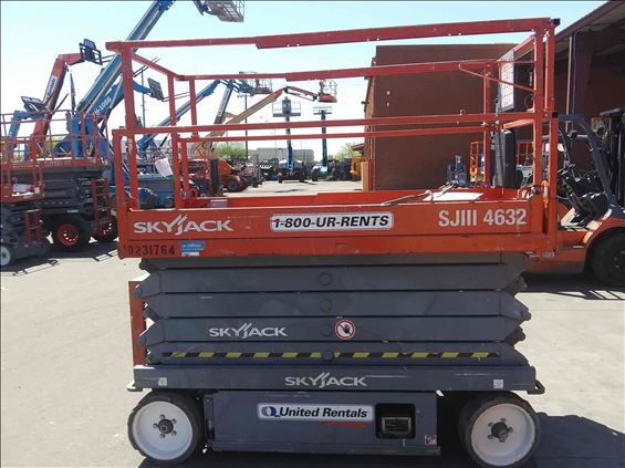 2014 Skyjack SJIII4632 Scissor Lift