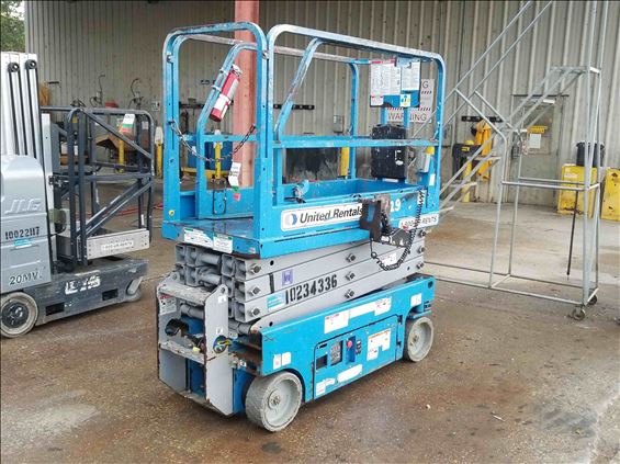 2014 Genie GS-1930 Scissor Lift