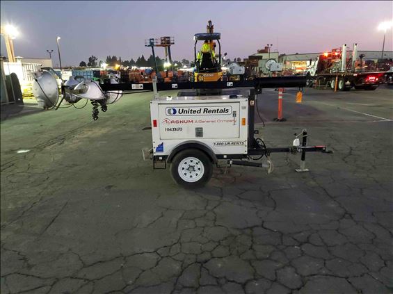 2015 Magnum Pro MLT3060 Towable Light Tower