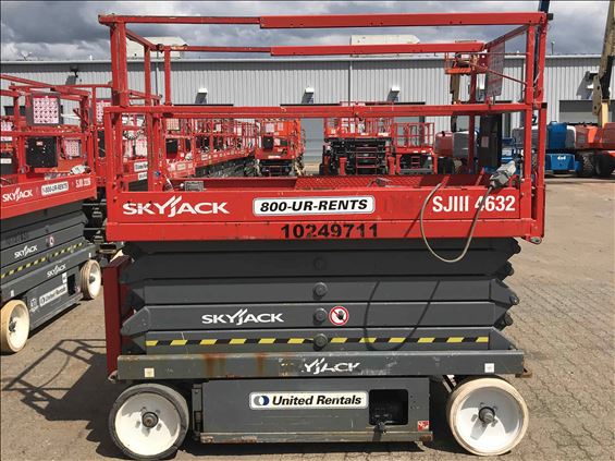 2014 Skyjack SJIII4632 Scissor Lift