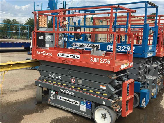 2015 Skyjack SJIII3226 Scissor Lift